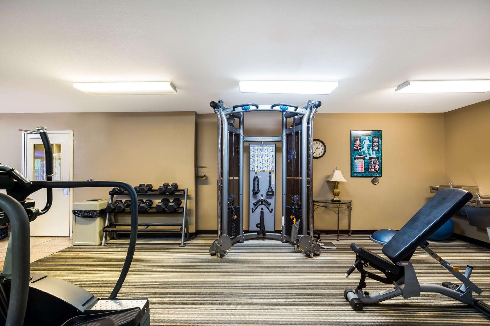 Sonesta Simply Suites Denver West Federal Center Лейквуд Экстерьер фото
